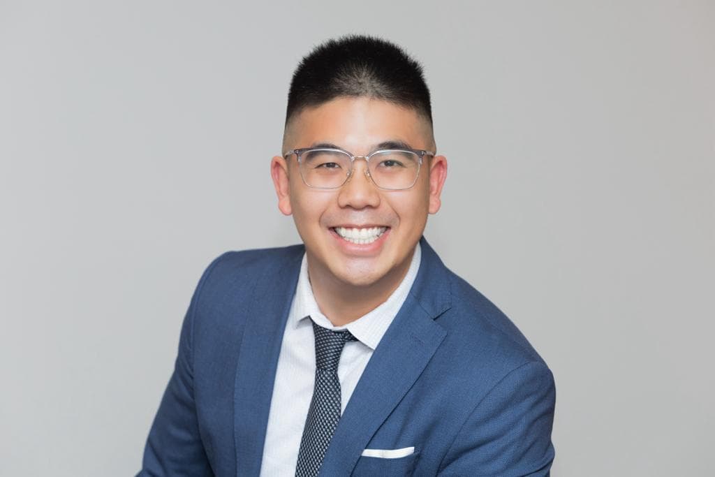 Acca Chan, residential mortgage broker